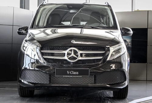 Our-Fleet-of-Luxury-3-1
