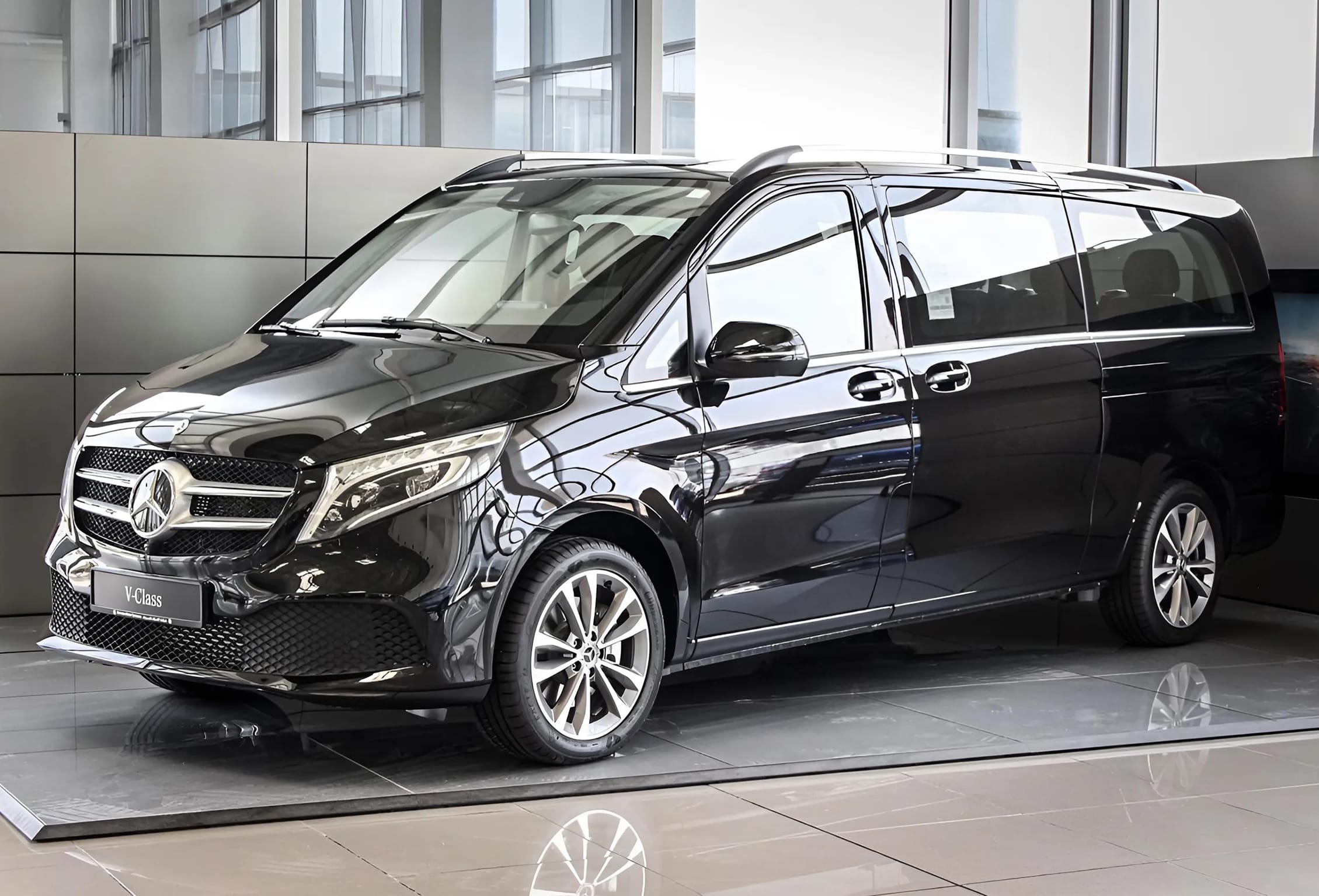 Our-Fleet-of-Luxury-3-2