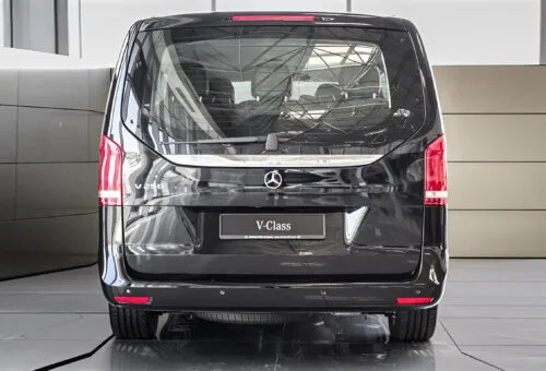 Our-Fleet-of-Luxury-3-4